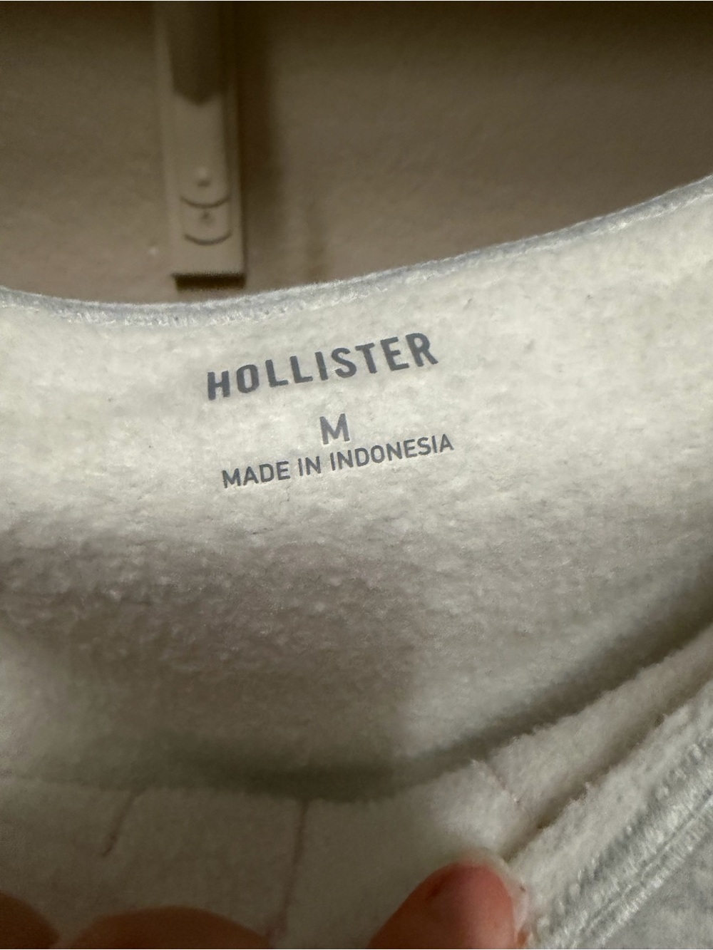 Hollister Light Gray Off-Shoulder Sweatshirt with Pink '97 Applique - Picture 3 of 3